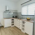 Aesthisis Sensational شقة فندقية 3*