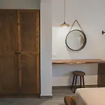 Aesthisis Sensational كولومبيا