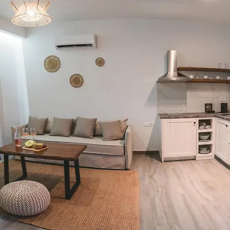 Aesthisis Sensational