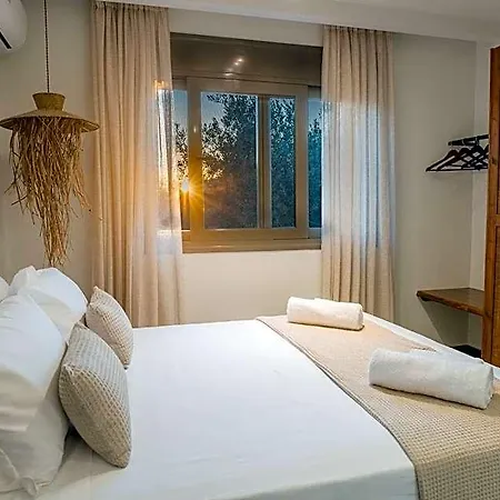 Aparthotel Aesthisis Sensational 3*