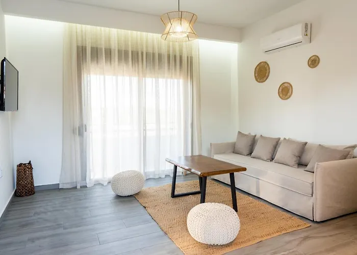 Aesthisis Sensational 3* Κολύμπια